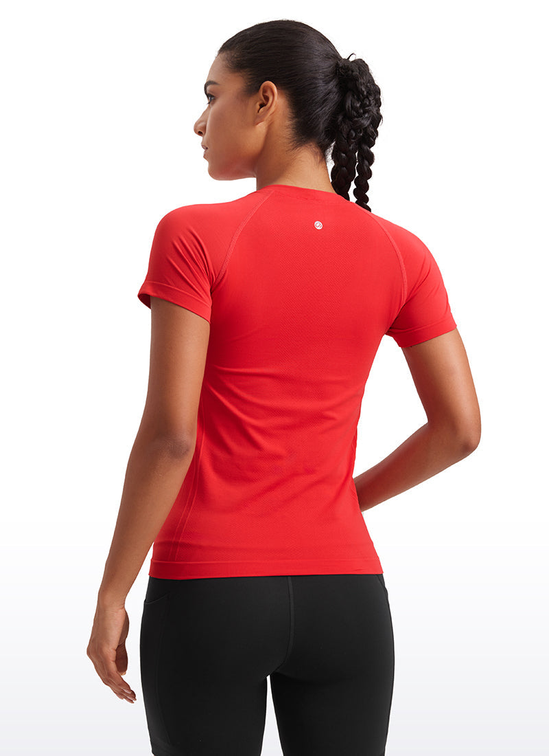 Seamless Hip-Length Short Sleeves